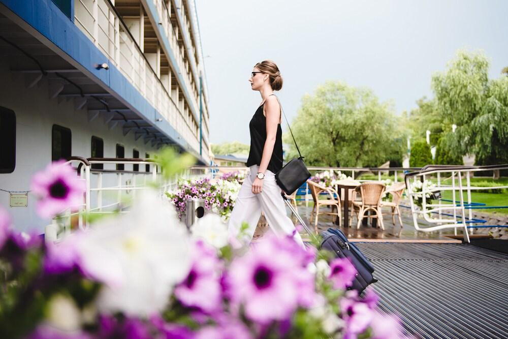 Bakkara Hotel Kiev Eksteriør bilde